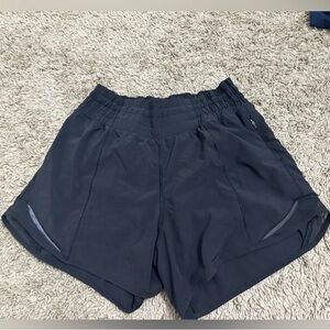 Lululemon Size 2 Hotty Hot Shorts- High Rise Long 4